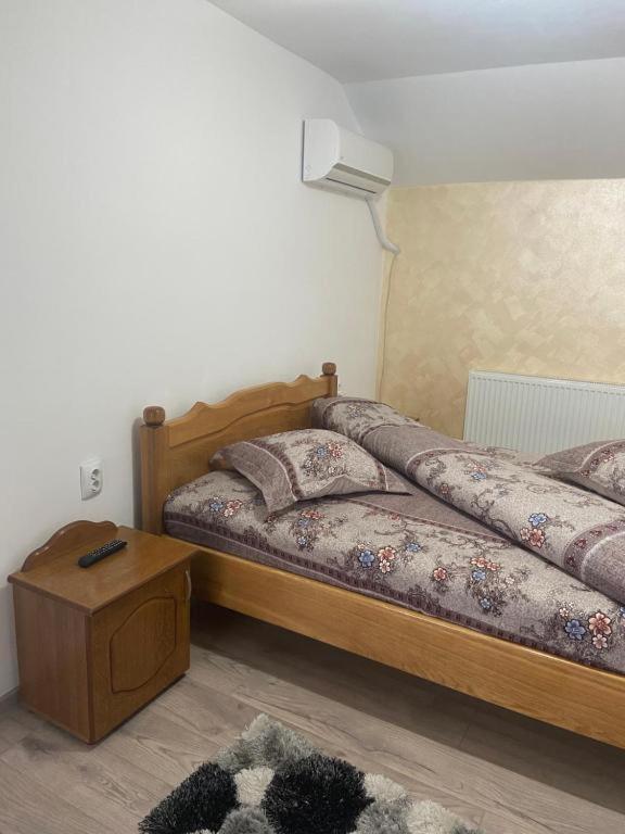 Pensiunea Casa Deny Novaci-Străini Buitenkant foto